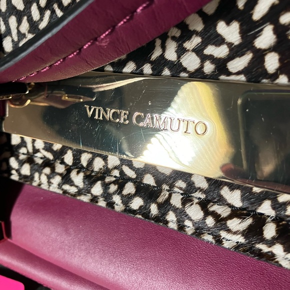 NWT Vince Camuto Calf Hair Messenger Bag - Picture 5 of 14
